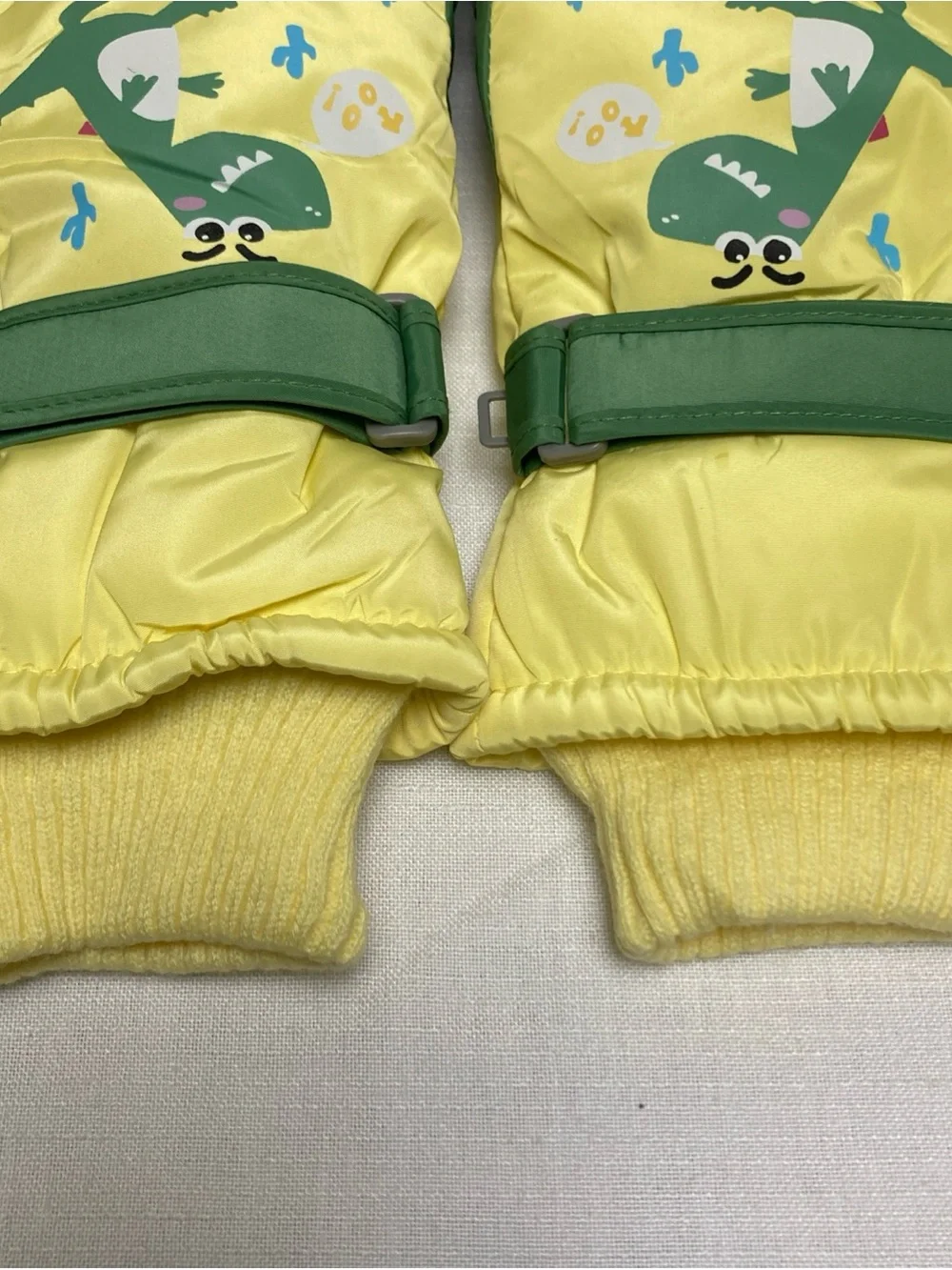 Kids Yellow & Green Dinosaur Winter Gloves
